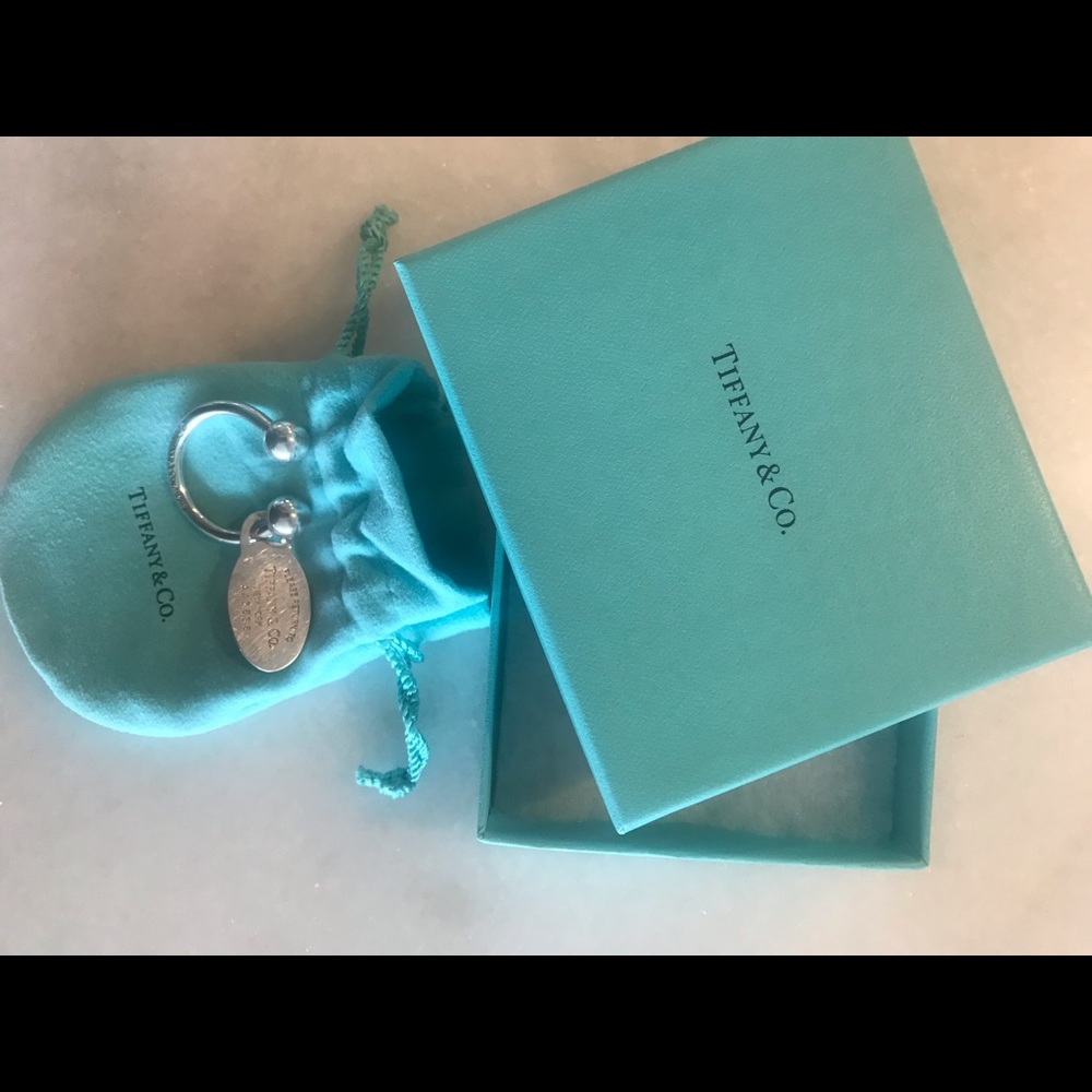Tiffany and Co key ring.